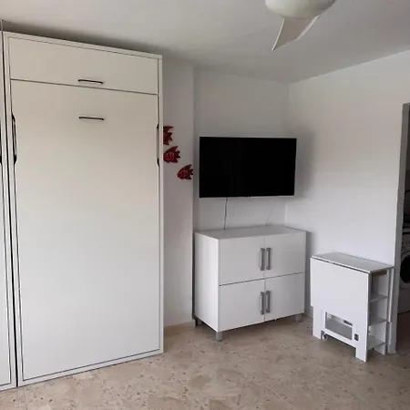 Estudio Con Terraza En *